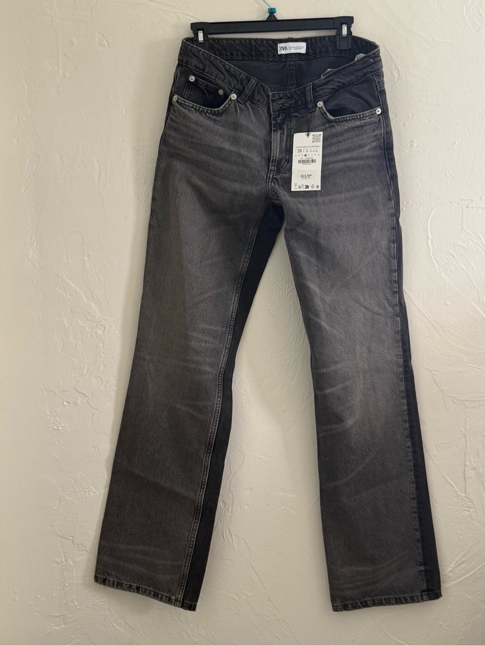Zara women’s Washed Charcoal Straight Jeans